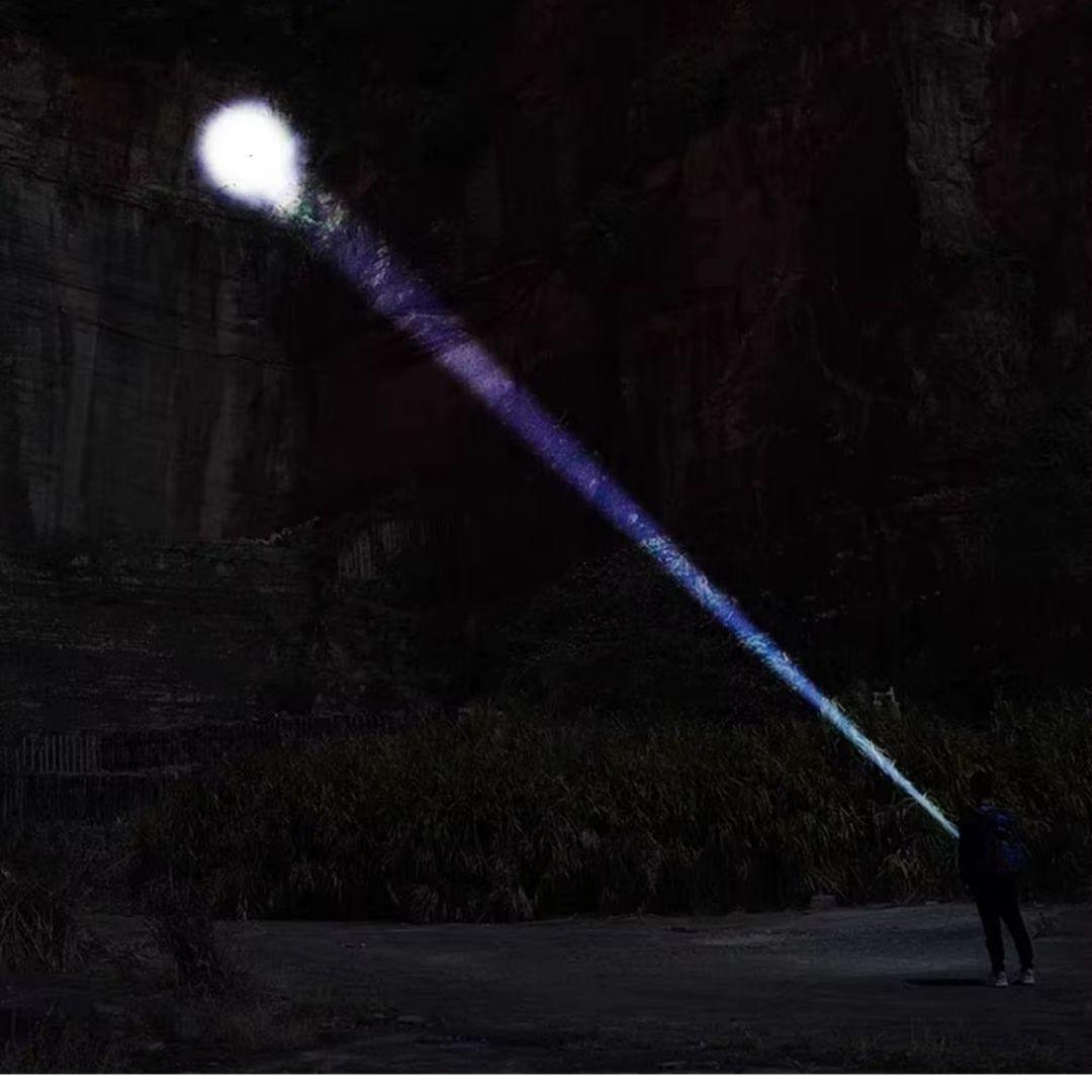 LINTERNA PROFESIONAL DE ALTA POTENCIA